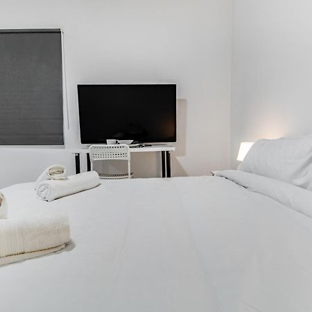 Las Palmas Comfort Rooms ภายนอก รูปภาพ