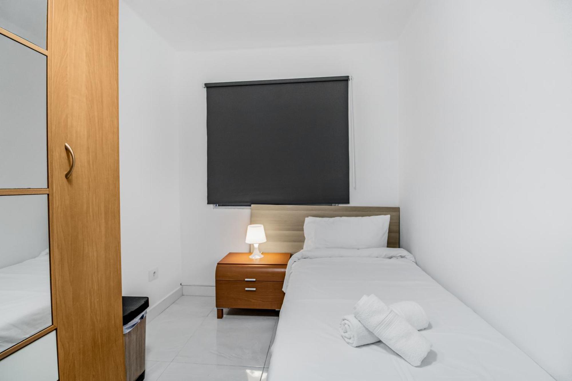 Las Palmas Comfort Rooms ภายนอก รูปภาพ