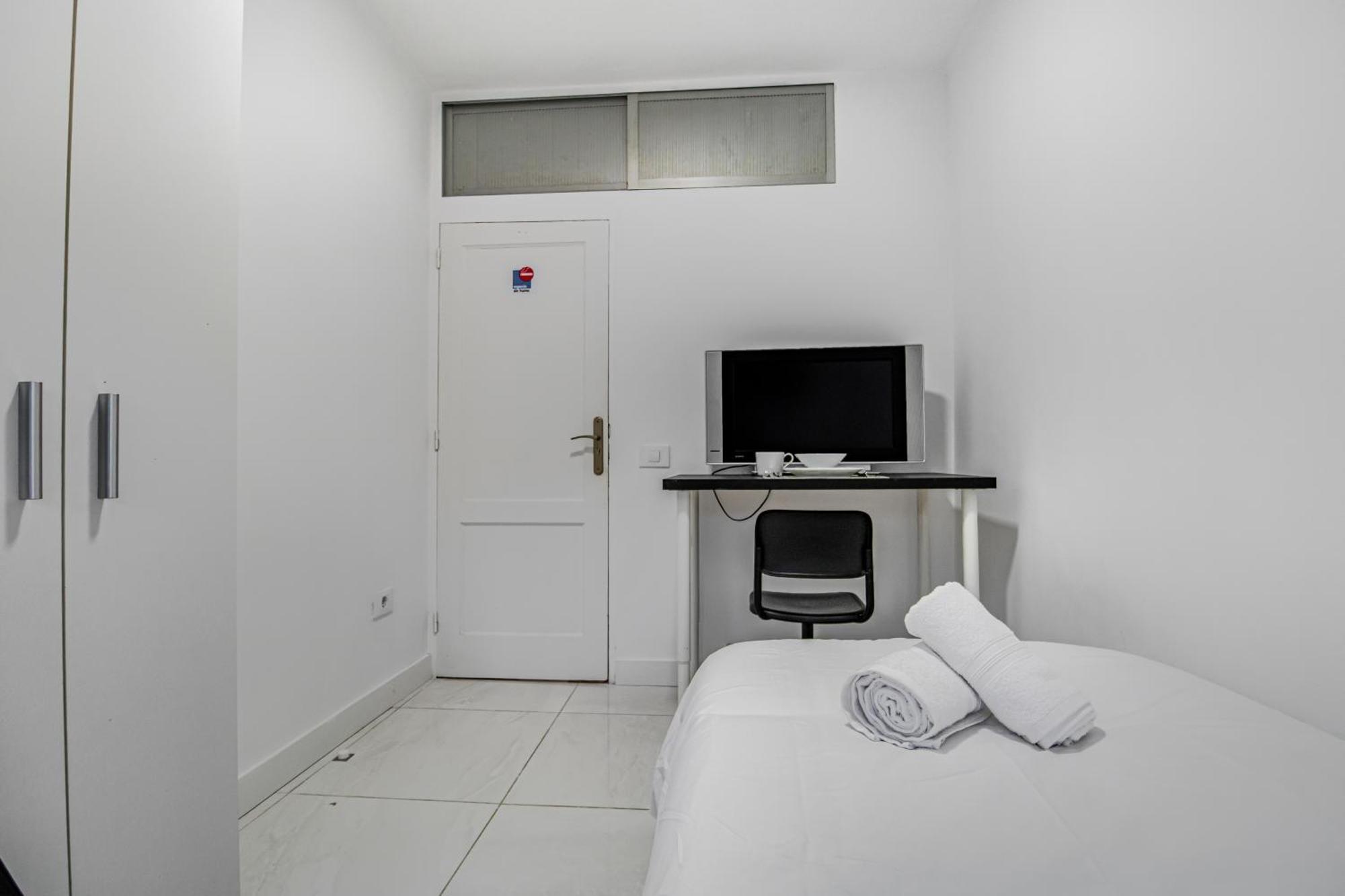 Las Palmas Comfort Rooms ภายนอก รูปภาพ