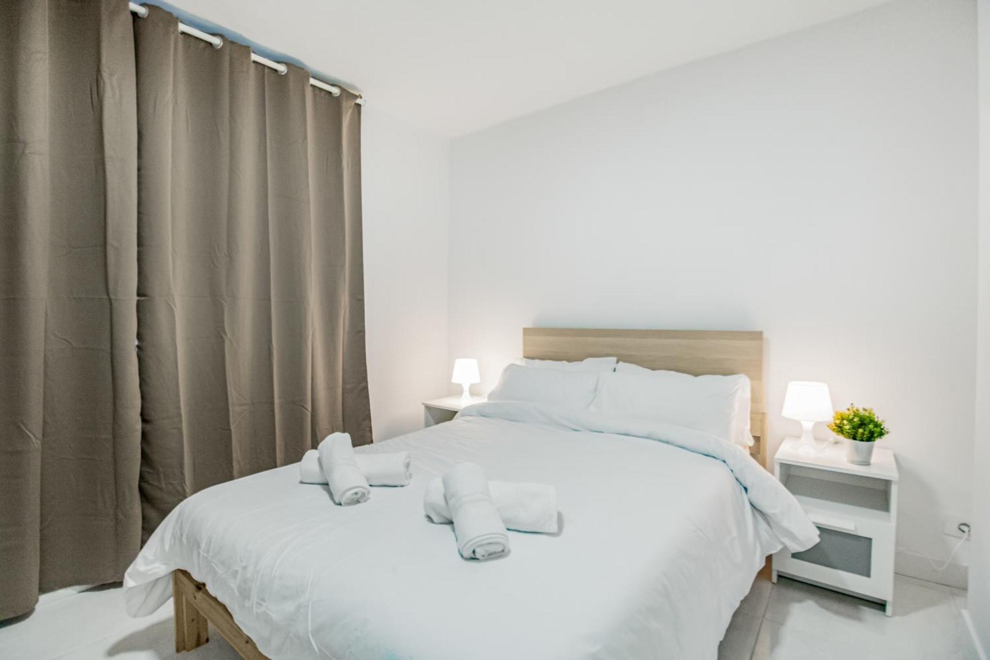 Las Palmas Comfort Rooms ภายนอก รูปภาพ