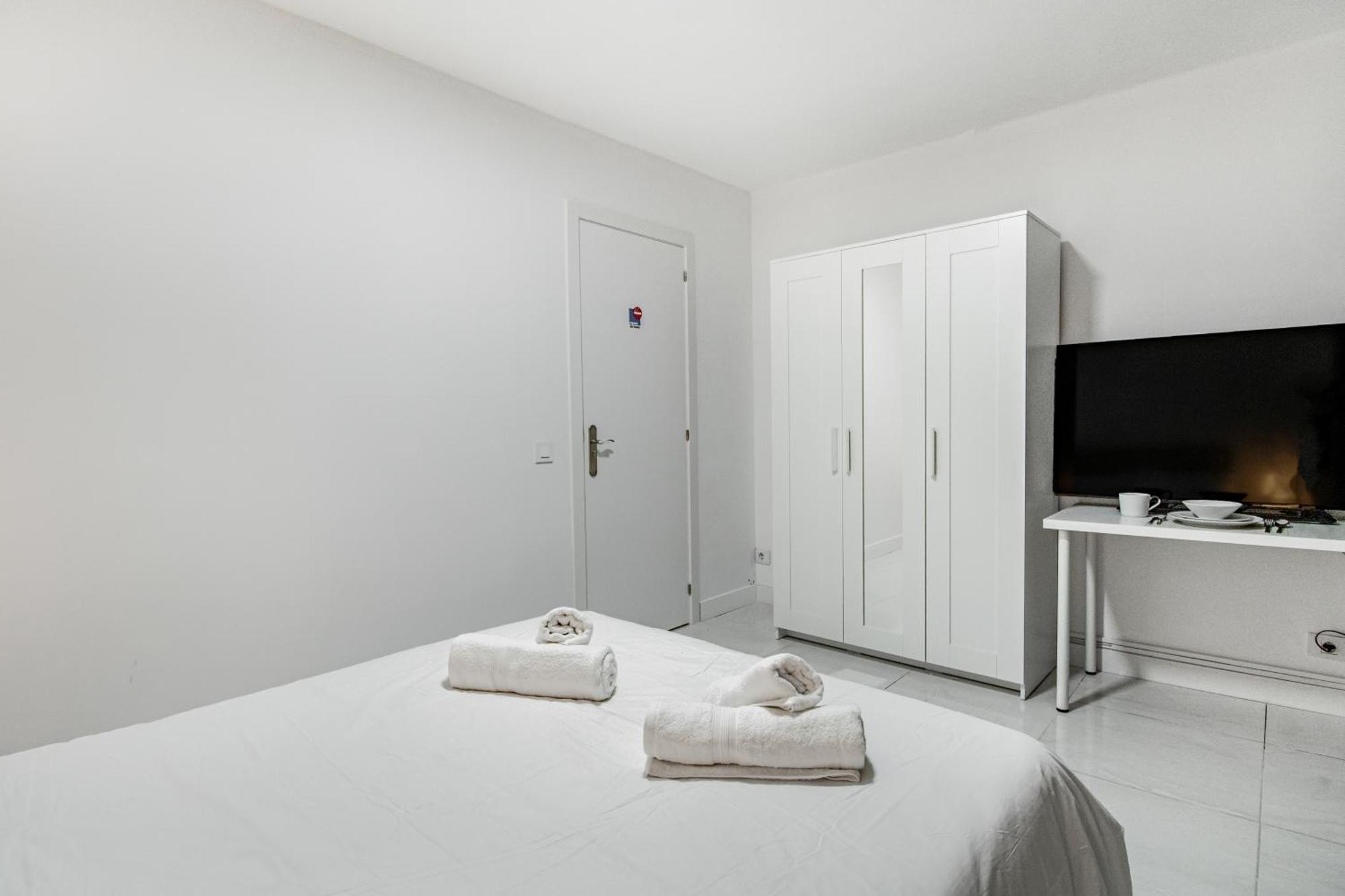 Las Palmas Comfort Rooms ภายนอก รูปภาพ