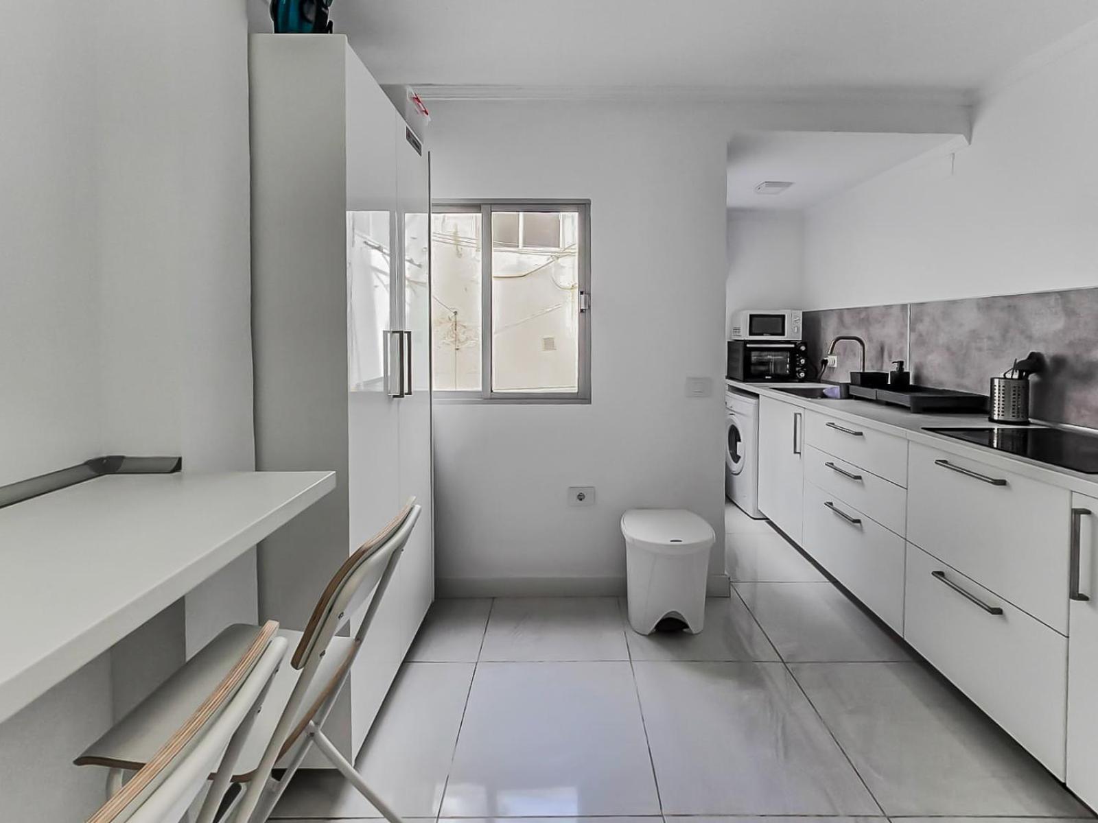 Las Palmas Comfort Rooms ภายนอก รูปภาพ