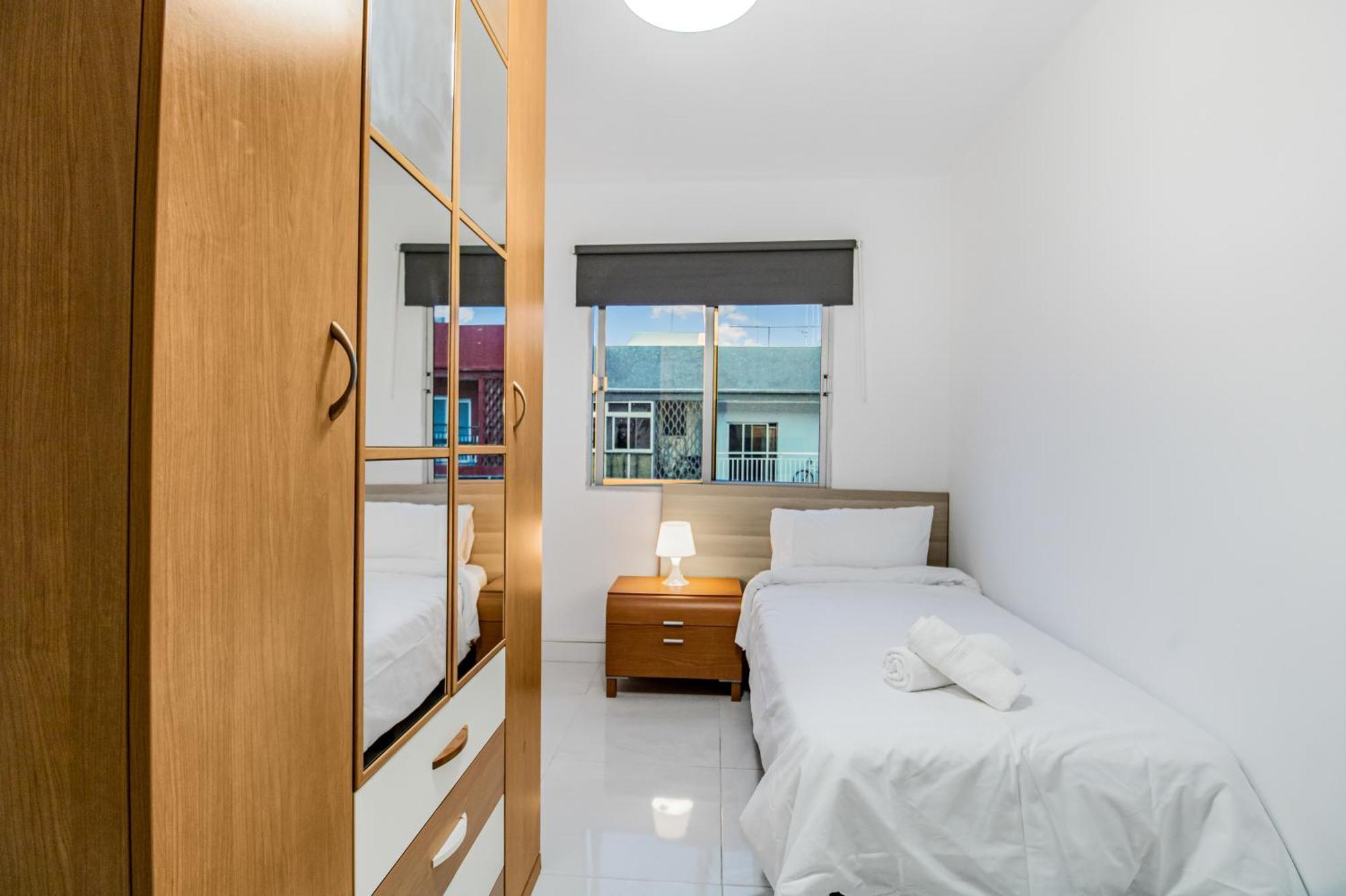 Las Palmas Comfort Rooms ภายนอก รูปภาพ